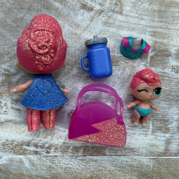 LOL Surprise Doll Rare Stardust Queen - Picture 2 of 2